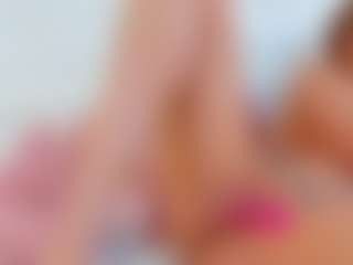 Live cam show with Karissia - Tittyfuck on Camming Site