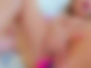 Karissia's Live Sex Cam Show