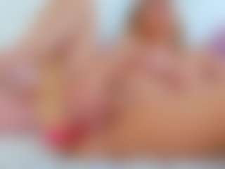 Live cam show with Karissia - Public on studioflirtlive.com