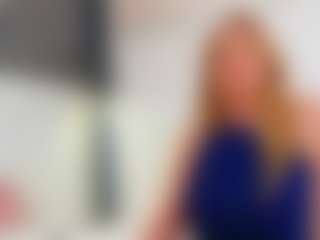 Live cam show with Karissia - Amateur Mature on Latina Girls