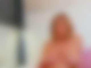 Karissia's Live Sex Cam Show