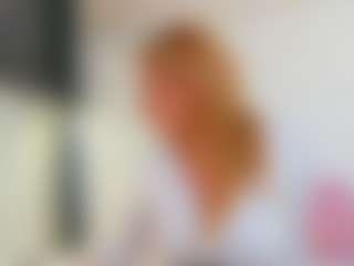 Karissia's Live Sex Cam Show