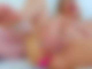 Live cam show with Karissia - Spy Mature on Dolls Live