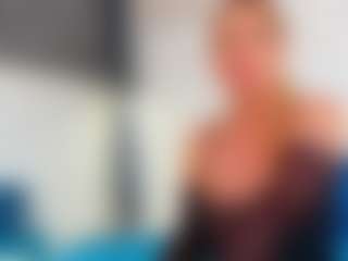 Live cam show with Karissia - Mature Middle Aged on Camsoda