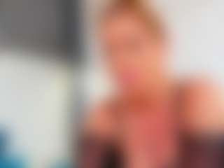 Karissia's Live Sex Cam Show