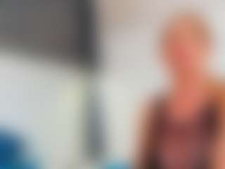 Live cam show with Karissia - Tittyfuck on madthumbs