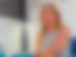 Live cam show with Karissia - Green Eyes on Camsoda