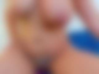Karissia's Live Sex Cam Show