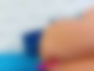 Live cam show with Karissia - Gamer Mature on Camsoda