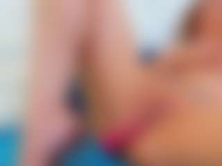 Karissia's Live Sex Cam Show