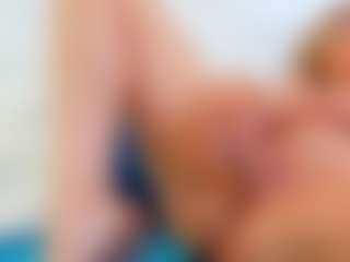 Karissia's Live Sex Cam Show