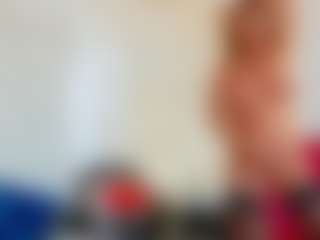 Karissia's Live Sex Cam Show