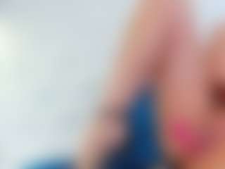 Karissia's Live Sex Cam Show