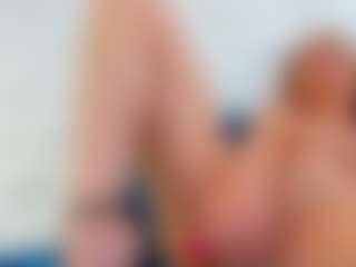 Karissia's Live Sex Cam Show