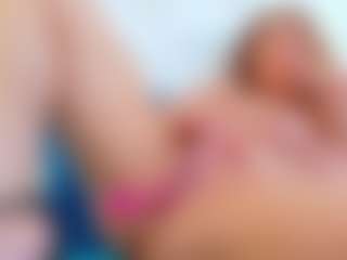 Karissia's Live Sex Cam Show