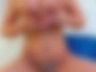 Karissia's Live Sex Cam Show