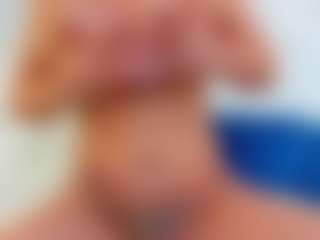 Karissia's Live Sex Cam Show