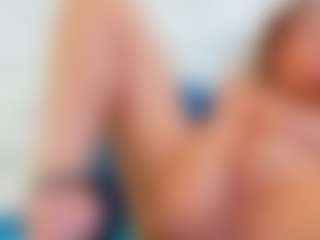 Karissia's Live Sex Cam Show