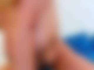 Karissia's Live Sex Cam Show