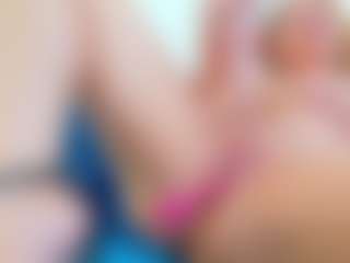 Karissia's Live Sex Cam Show