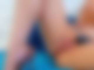 Karissia's Live Sex Cam Show