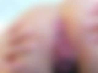 Karissia's Live Sex Cam Show