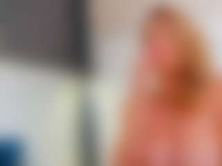 Karissia's Live Sex Cam Show