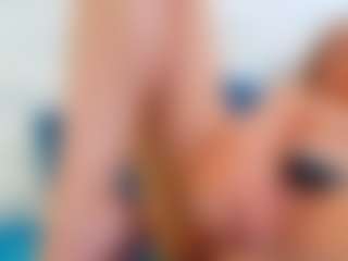 Karissia's Live Sex Cam Show
