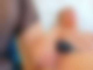 Live cam show with Karissia - Public MILF on Taboo Cams XXX