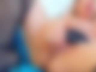 Karissia's Live Sex Cam Show
