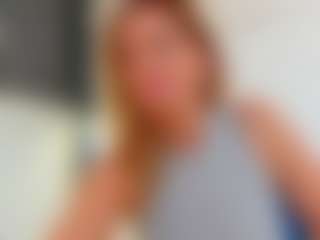 Karissia's Live Sex Cam Show