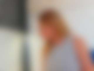 Karissia's Live Sex Cam Show