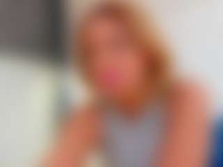 Karissia's Live Sex Cam Show