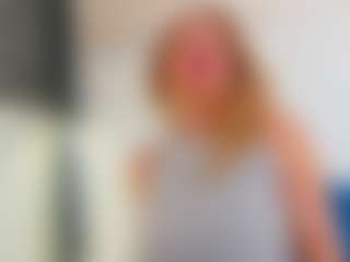 Karissia's Live Sex Cam Show