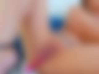 Live cam show with Karissia - Public on Camsoda