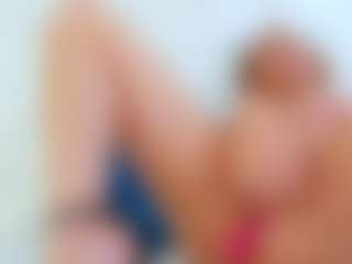 Live cam show with Karissia - BBW Mature on Camsoda Late Night