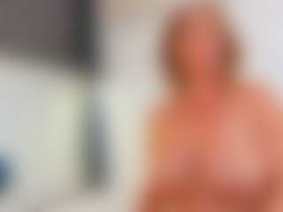 Karissia's Live Sex Cam Show