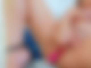 Live cam show with Karissia - Strip Mature on Strip Flash - Live Sex Shows