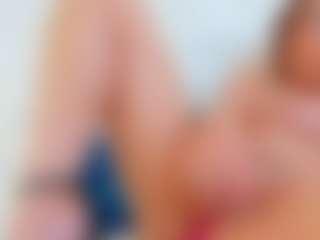 Karissia's Live Sex Cam Show
