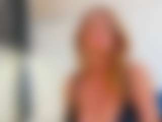 Karissia's Live Sex Cam Show