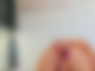Live cam show with Karissia - Squirt Mature on Camsoda