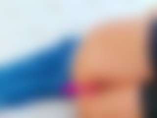 Karissia's Live Sex Cam Show
