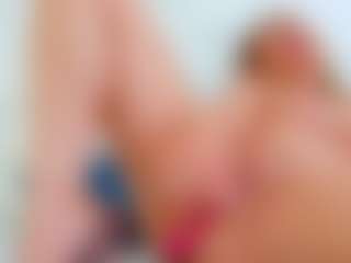 Karissia's Live Sex Cam Show