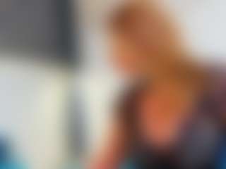 Karissia's Live Sex Cam Show