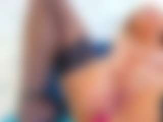 Karissia's Live Sex Cam Show