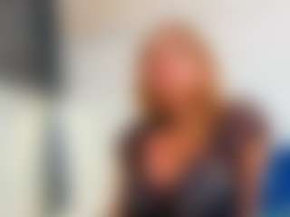 Live cam show with Karissia - BBW on StripNow
