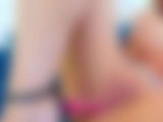 Karissia's Live Sex Cam Show