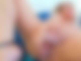 Live cam show with Karissia - Tittyfuck on Camsoda