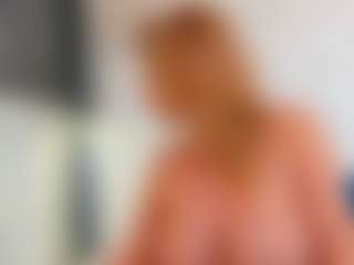 Karissia's Live Sex Cam Show