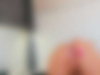 Karissia's Live Sex Cam Show